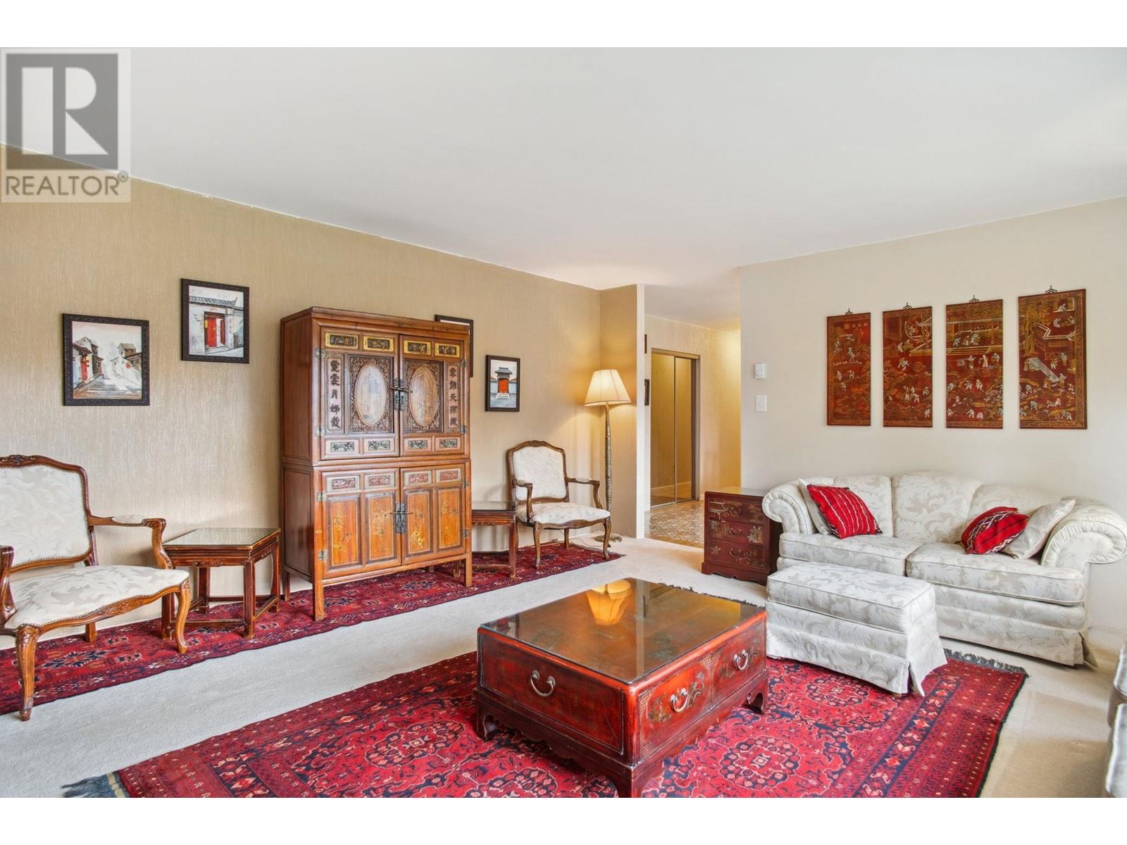 Listing Picture 7 of 40 : 4142 STAULO CRESCENT, Vancouver / 溫哥華 - 魯藝地產 Yvonne Lu Group - MLS Medallion Club Member