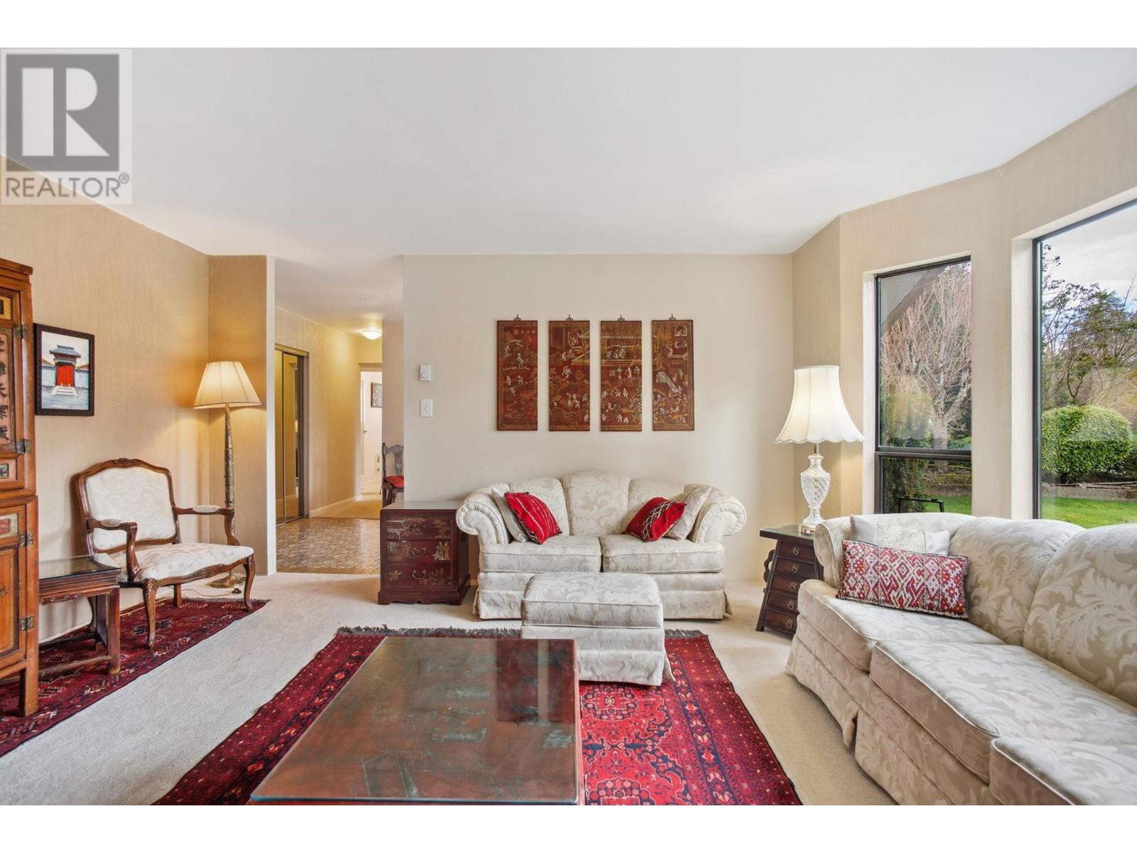 Listing Picture 6 of 40 : 4142 STAULO CRESCENT, Vancouver / 溫哥華 - 魯藝地產 Yvonne Lu Group - MLS Medallion Club Member