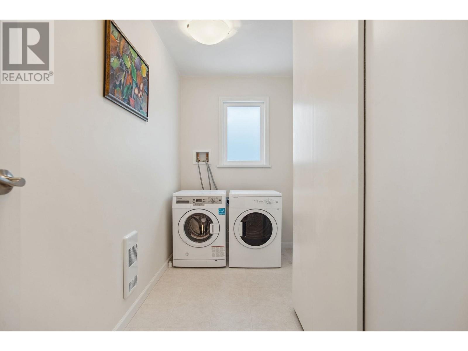 Listing Picture 19 of 40 : 4142 STAULO CRESCENT, Vancouver / 溫哥華 - 魯藝地產 Yvonne Lu Group - MLS Medallion Club Member