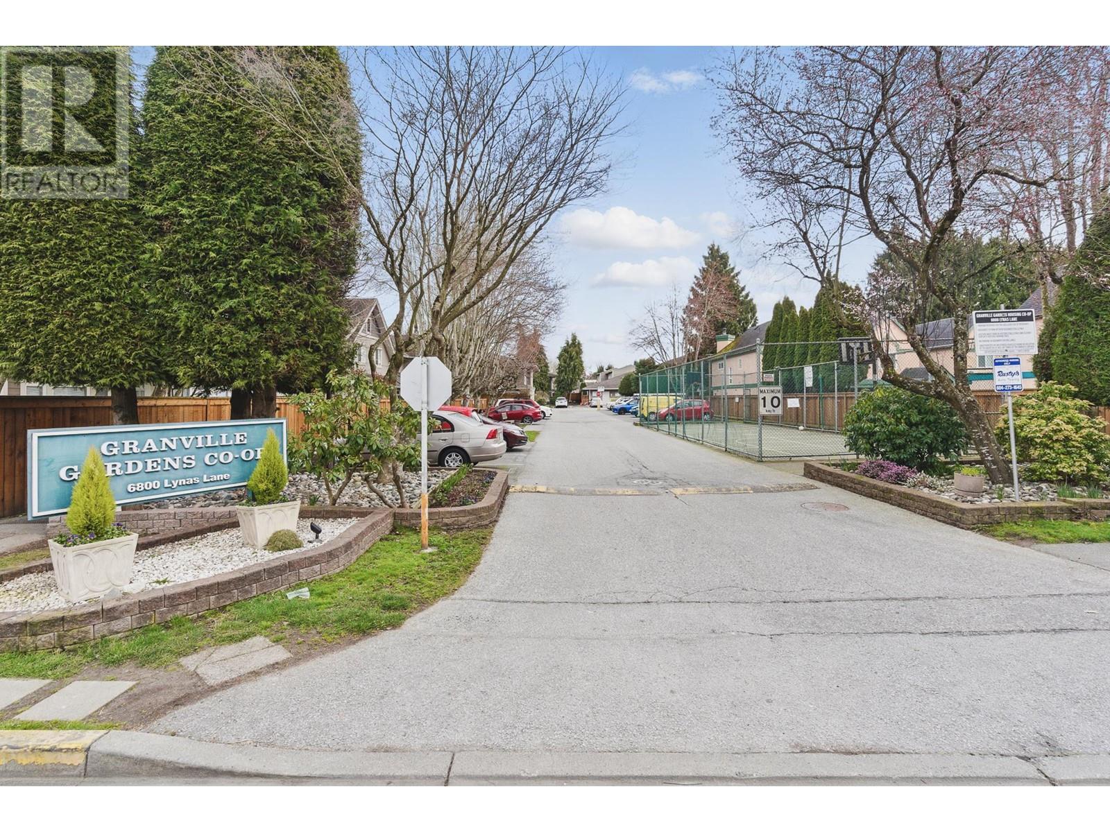 Listing Picture 21 of 23 : 8 6840 LYNAS LANE, Richmond / 烈治文 - 魯藝地產 Yvonne Lu Group - MLS Medallion Club Member