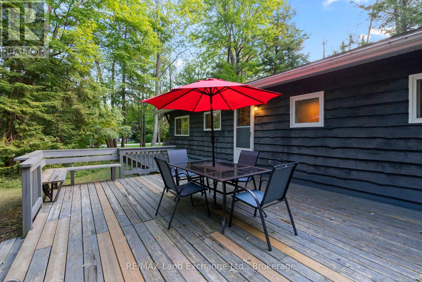 7 Jay Street, Saugeen Shores, Ontario  N0H 2C5 - Photo 3 - X12030602