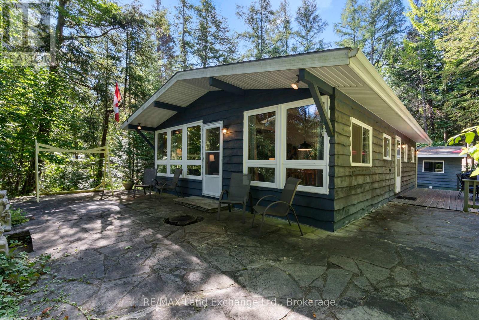 7 Jay Street, Saugeen Shores, Ontario  N0H 2C5 - Photo 30 - X12030602