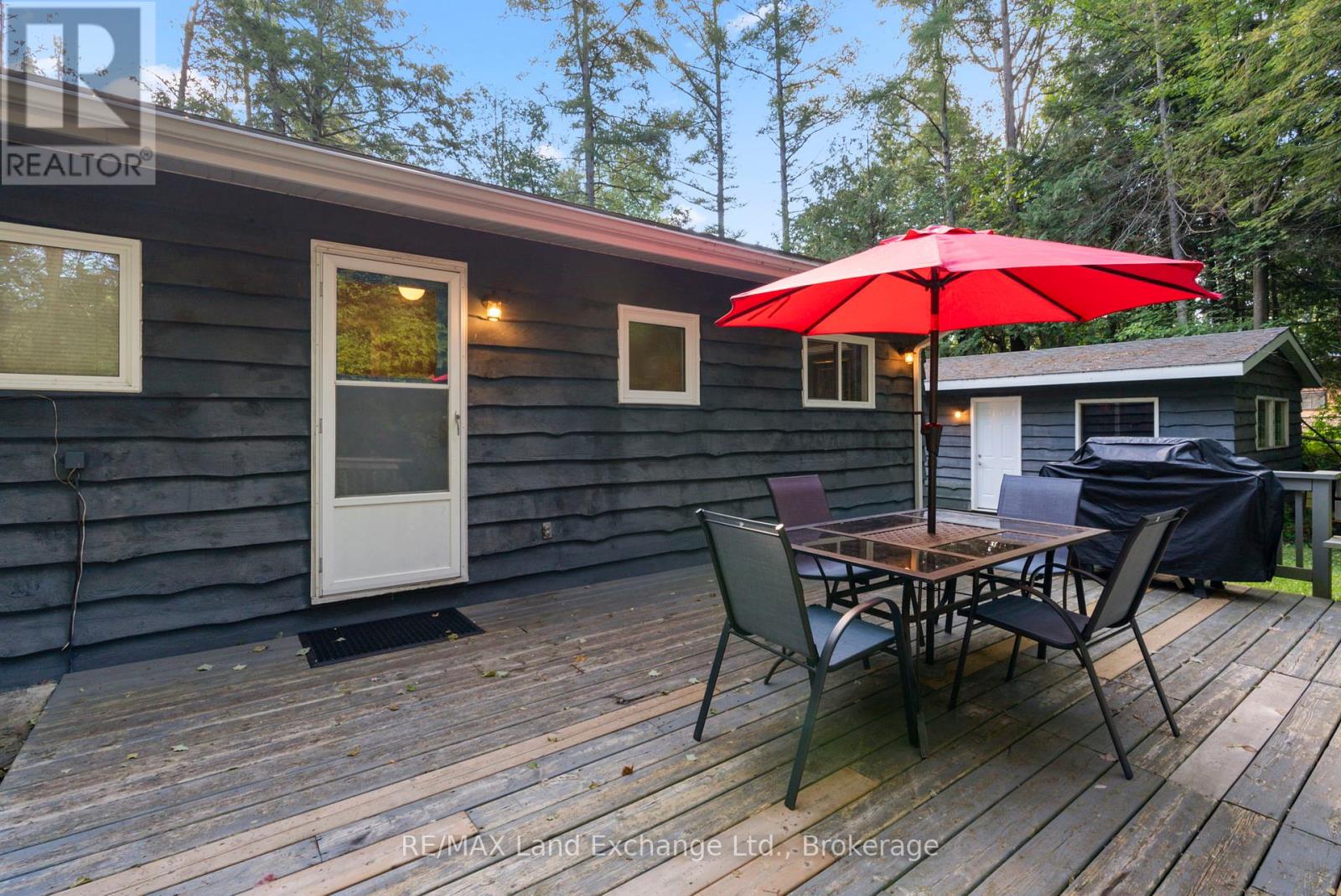 7 Jay Street, Saugeen Shores, Ontario  N0H 2C5 - Photo 43 - X12030602