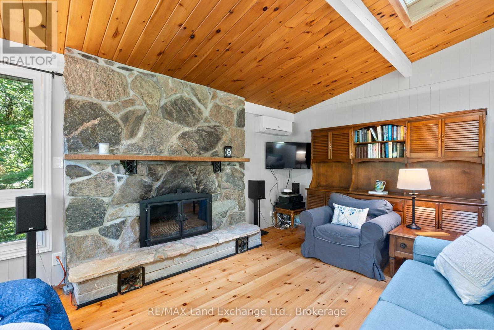 7 Jay Street, Saugeen Shores, Ontario  N0H 2C5 - Photo 7 - X12030602