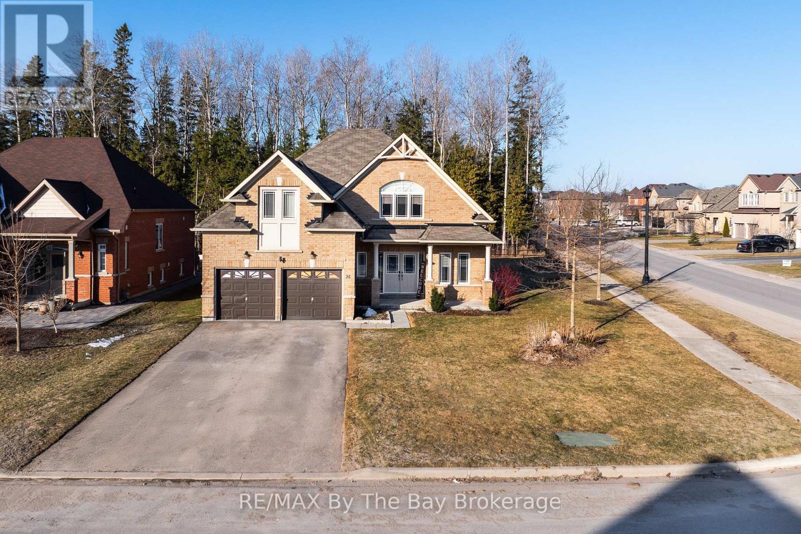 35 Falvo Street, Wasaga Beach, Ontario  L9Z 0G8 - Photo 37 - S12030612