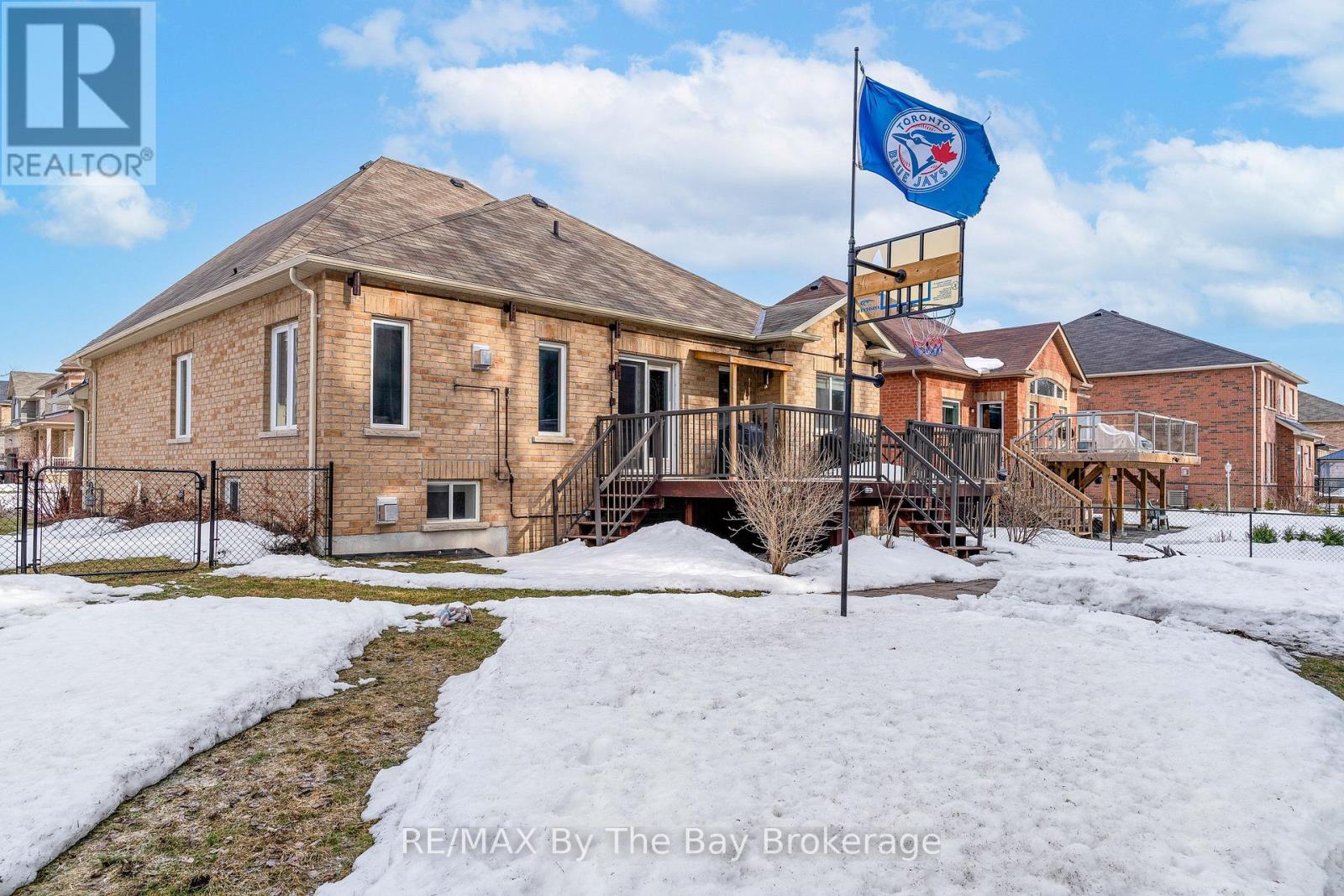 35 Falvo Street, Wasaga Beach, Ontario  L9Z 0G8 - Photo 39 - S12030612
