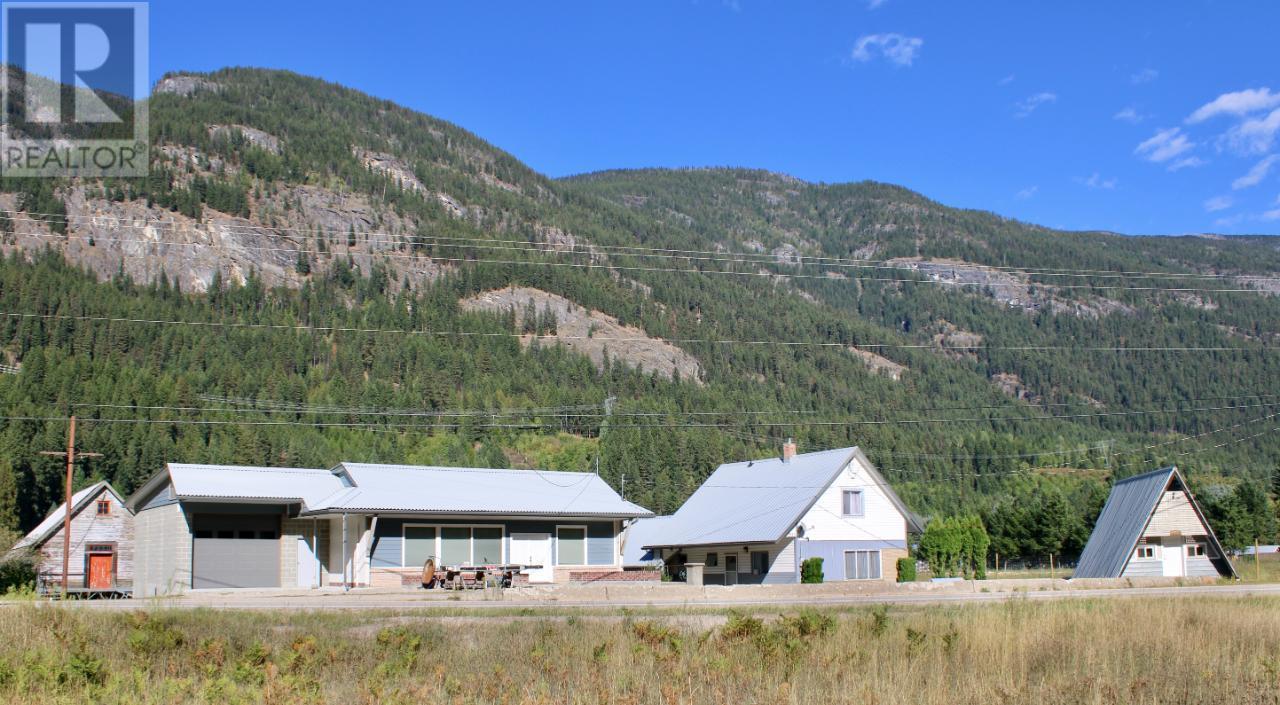 3152 6 Highway, slocan park, British Columbia