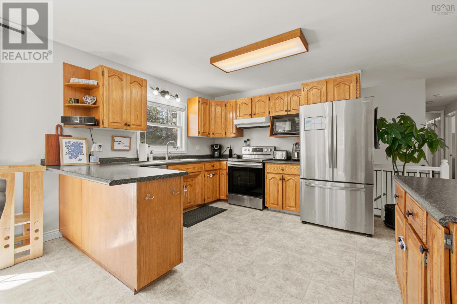 21 Elmwood Court, Middle Sackville, Nova Scotia  B4E 3B1 - Photo 8 - 202505329