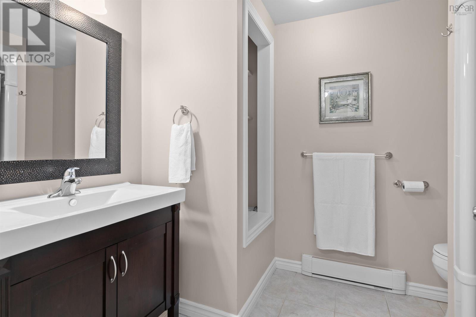 12 Mount Royal Court, Dartmouth, Nova Scotia  B3A 4R5 - Photo 41 - 202505330