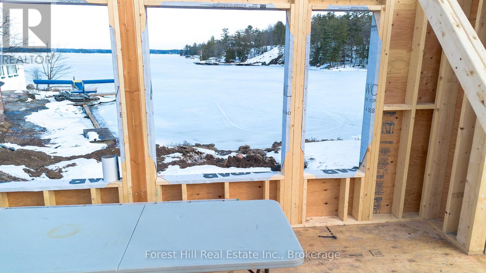 1111 Lakeshore Drive, Gravenhurst, Ontario  P1P 1R2 - Photo 10 - X12030626