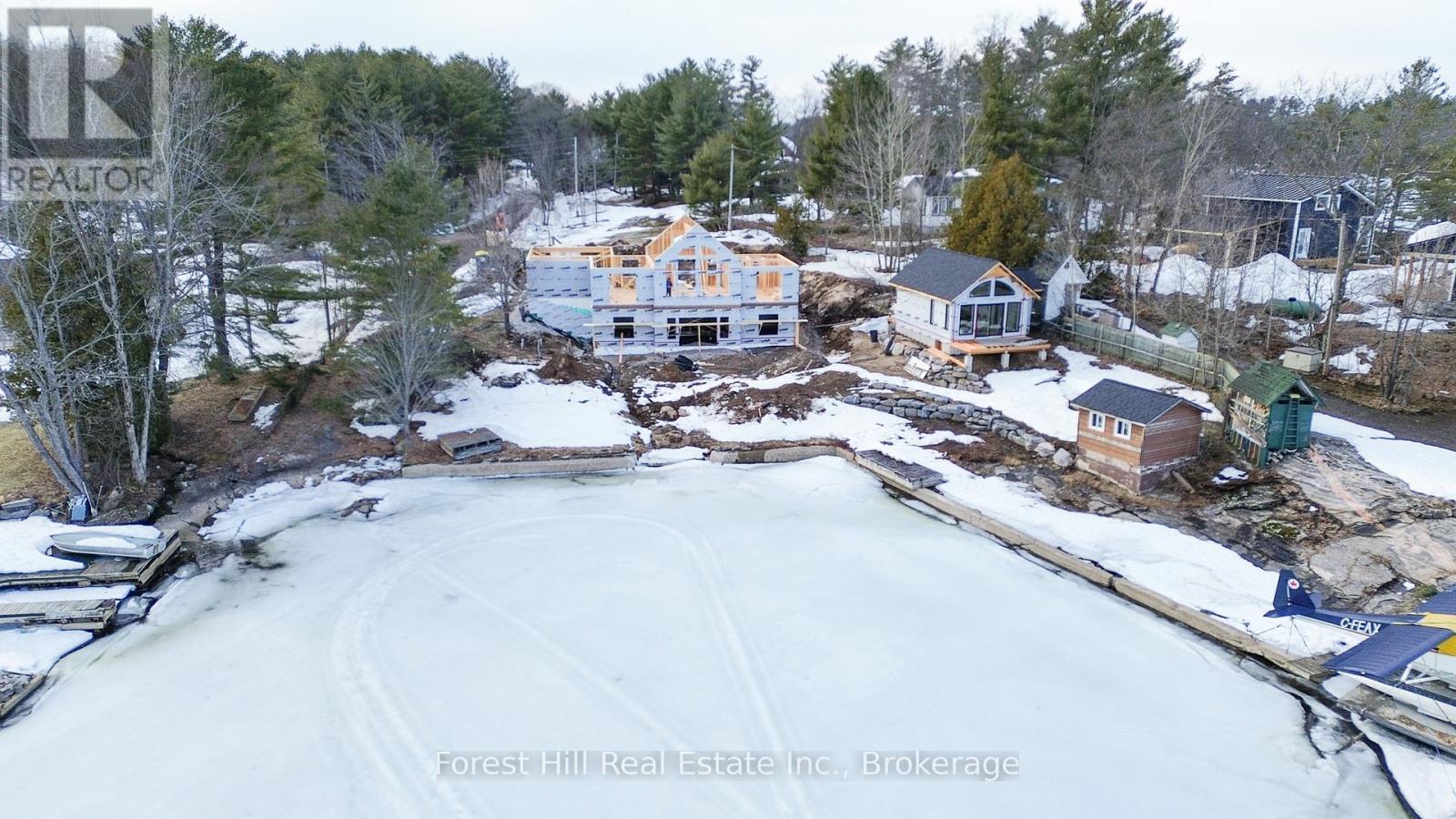 1111 Lakeshore Drive, Gravenhurst, Ontario  P1P 1R2 - Photo 20 - X12030626