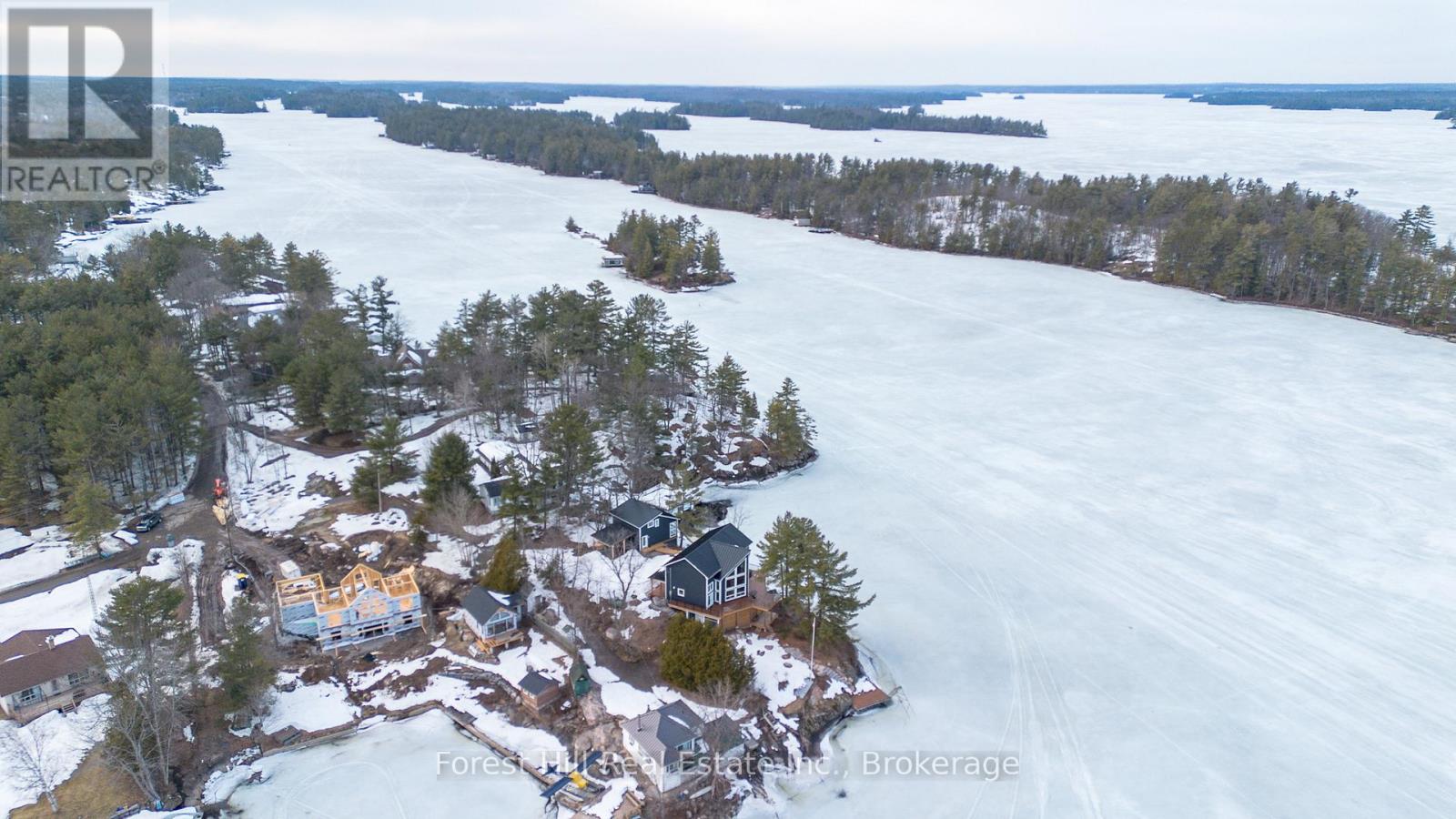 1111 Lakeshore Drive, Gravenhurst, Ontario  P1P 1R2 - Photo 25 - X12030626