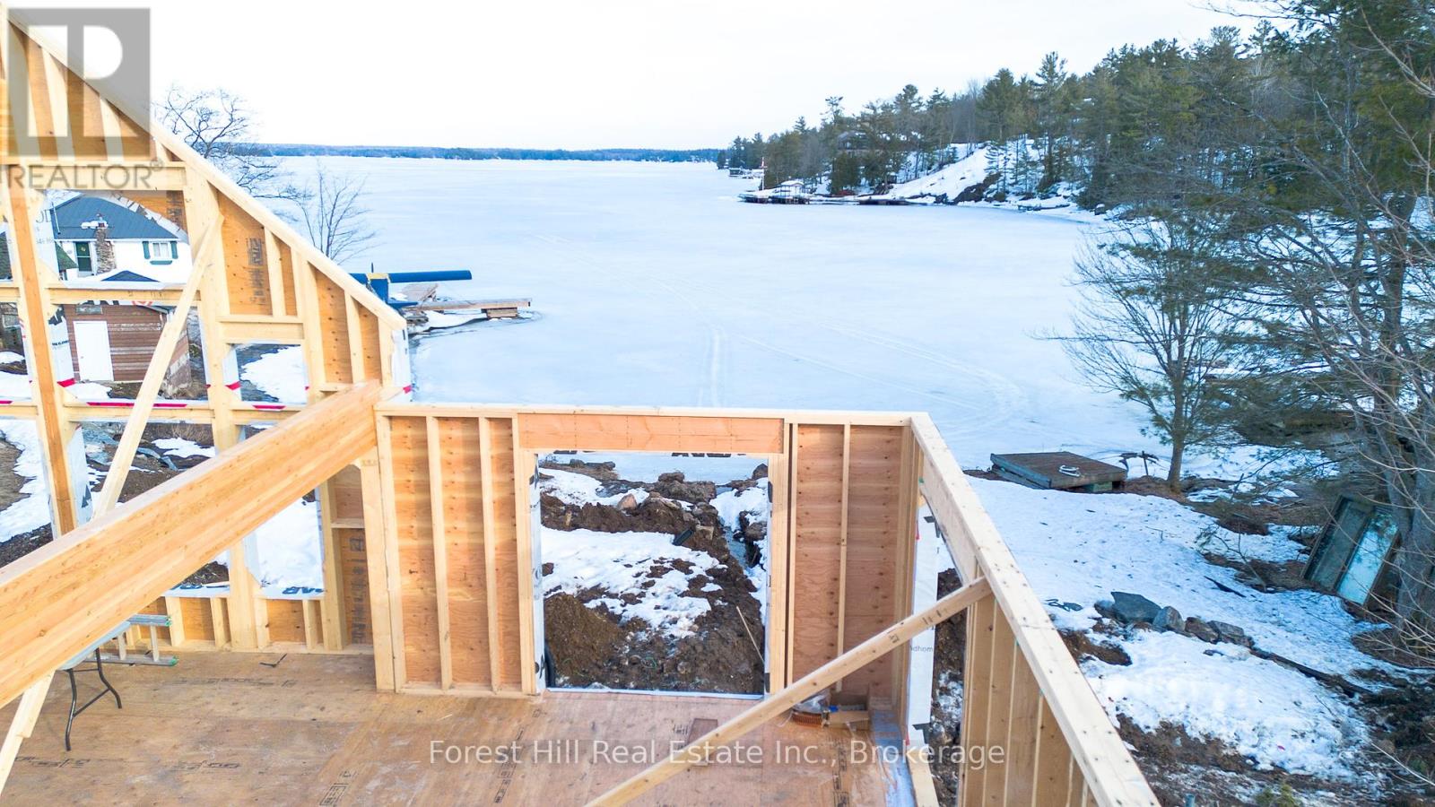 1111 Lakeshore Drive, Gravenhurst, Ontario  P1P 1R2 - Photo 9 - X12030626