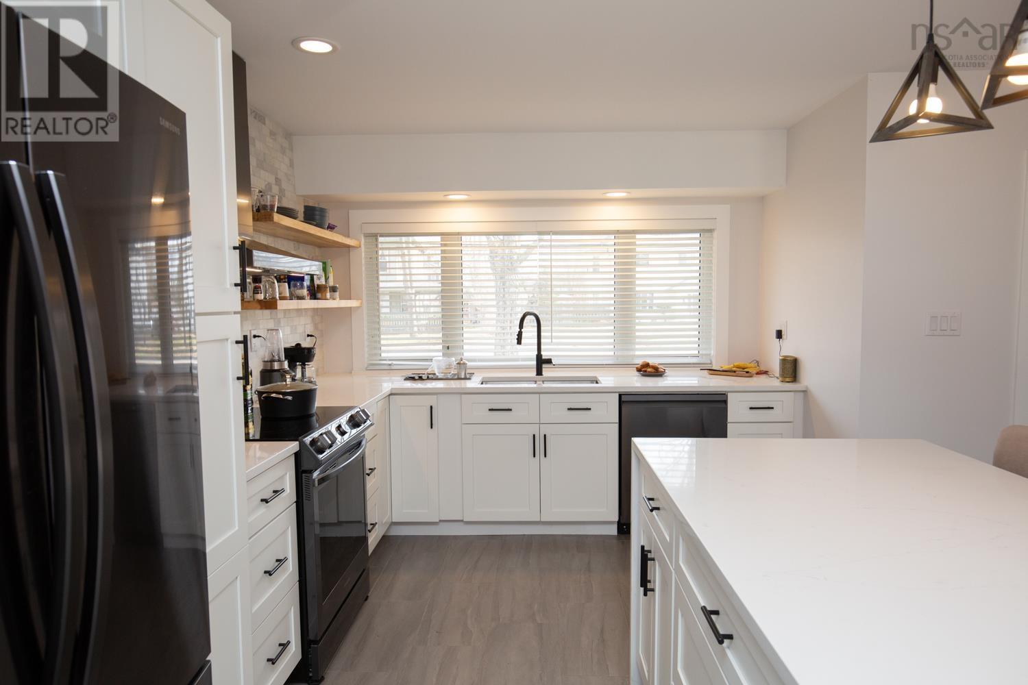 105 Smith Avenue, Truro, Nova Scotia  B2N 1C6 - Photo 5 - 202503987