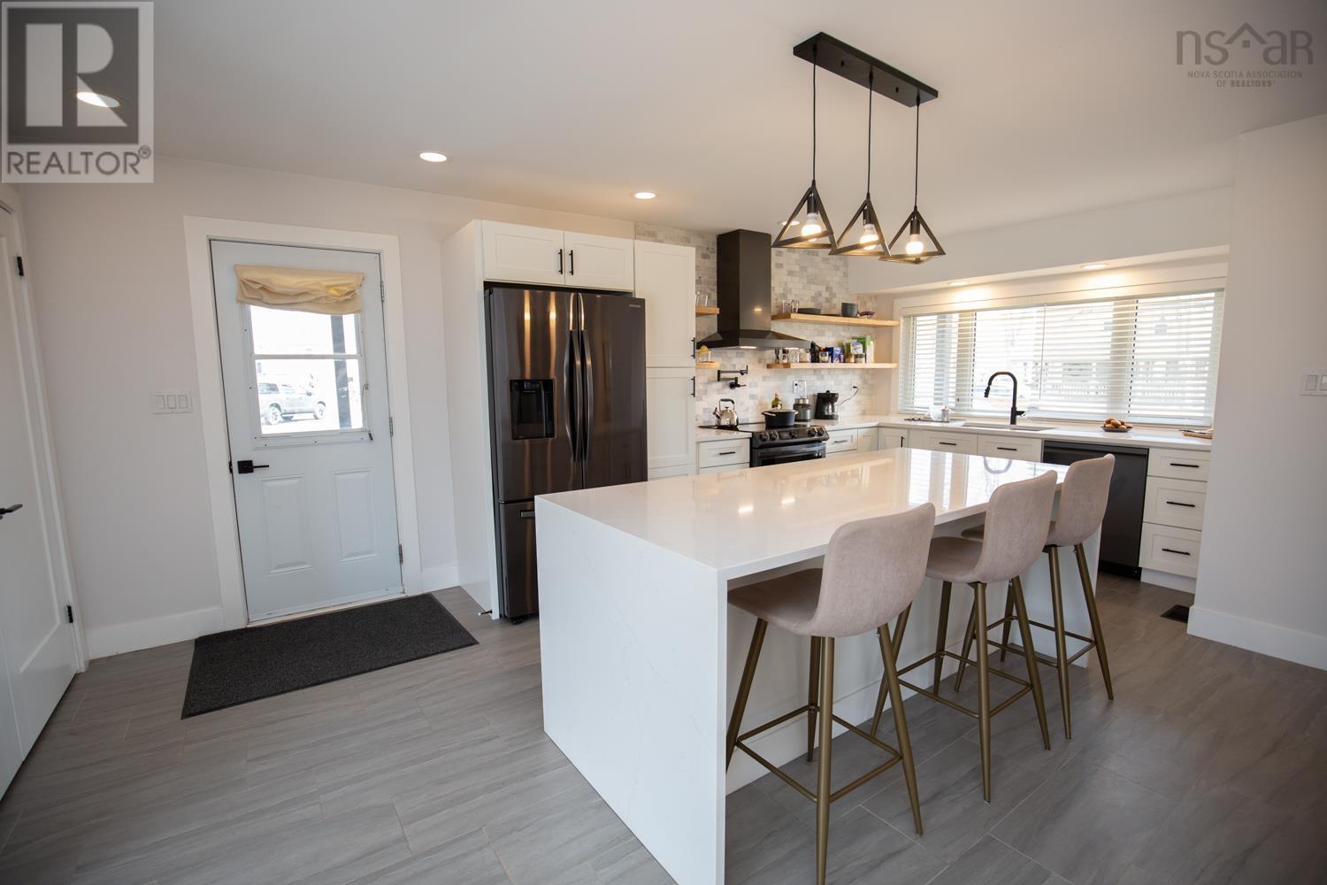 105 Smith Avenue, Truro, Nova Scotia  B2N 1C6 - Photo 7 - 202503987