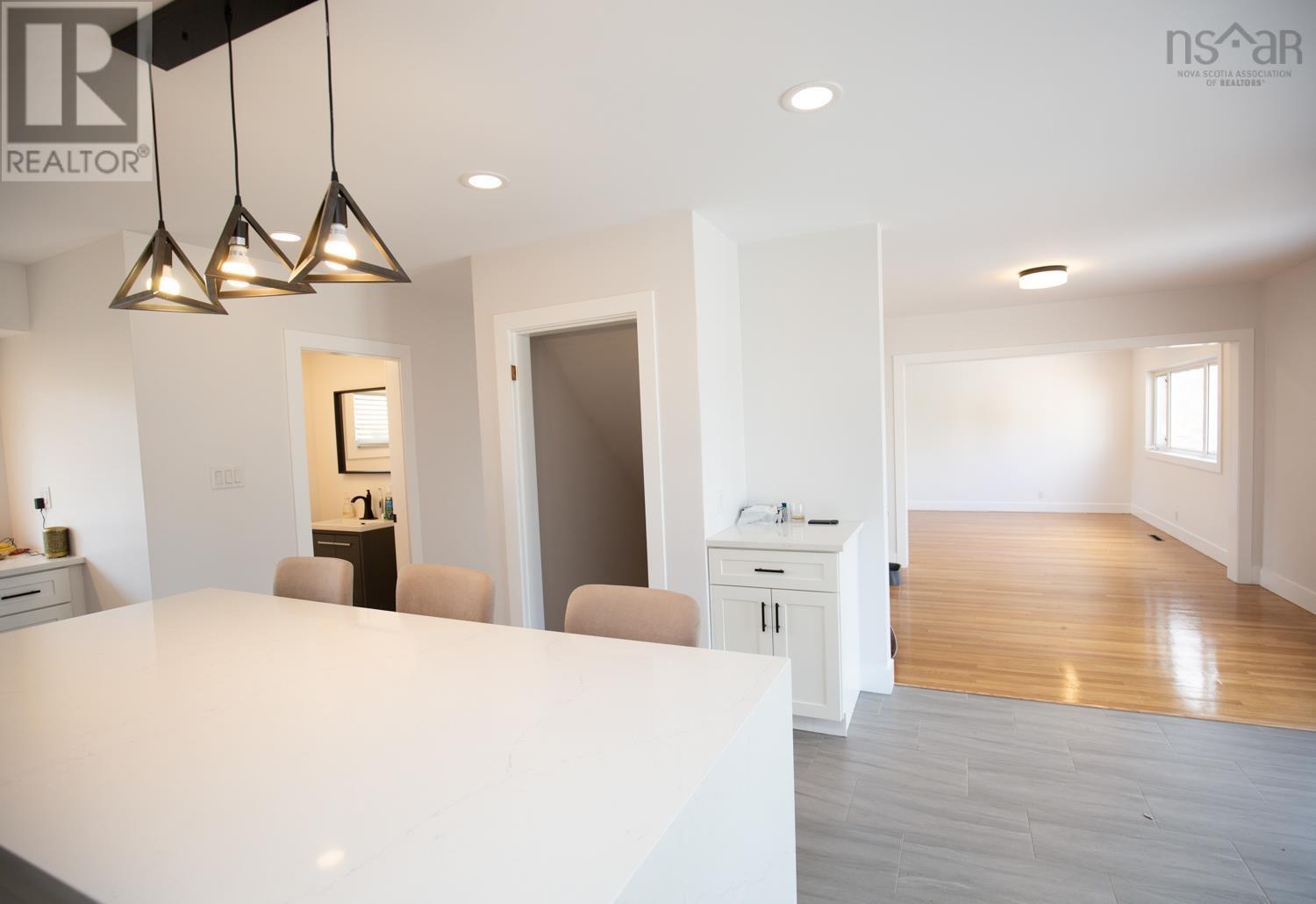 105 Smith Avenue, Truro, Nova Scotia  B2N 1C6 - Photo 9 - 202503987