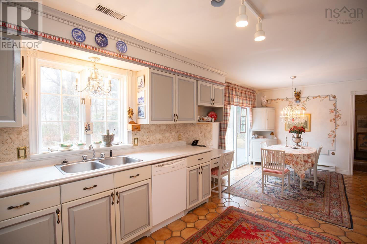 15 Clifton Court, Truro, Nova Scotia  B2N 6H8 - Photo 13 - 202505262