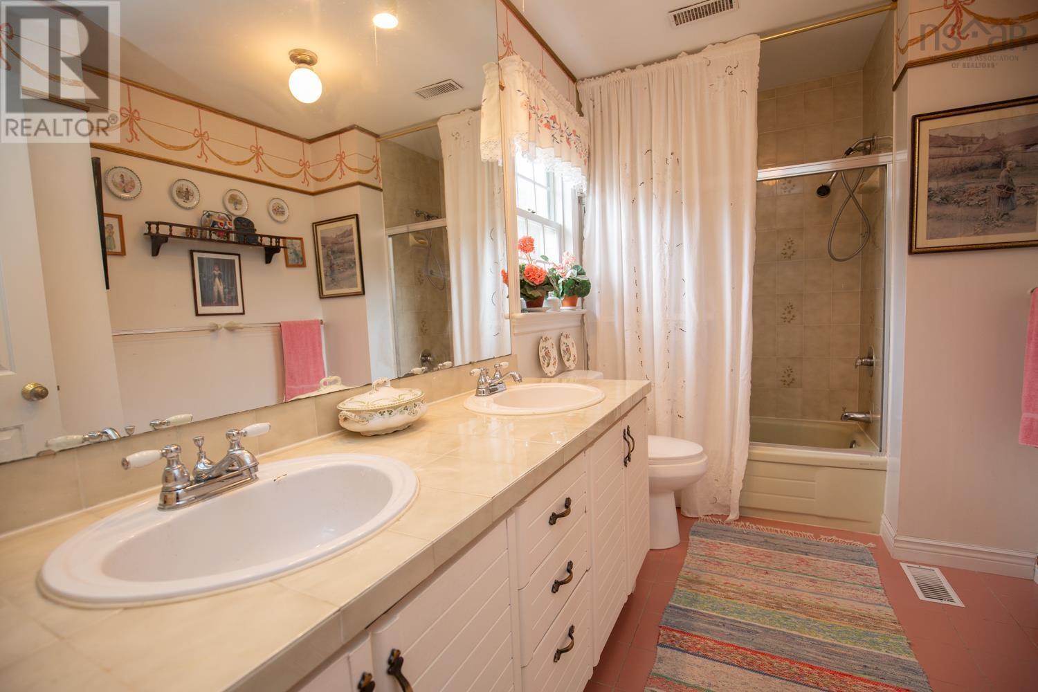 15 Clifton Court, Truro, Nova Scotia  B2N 6H8 - Photo 29 - 202505262