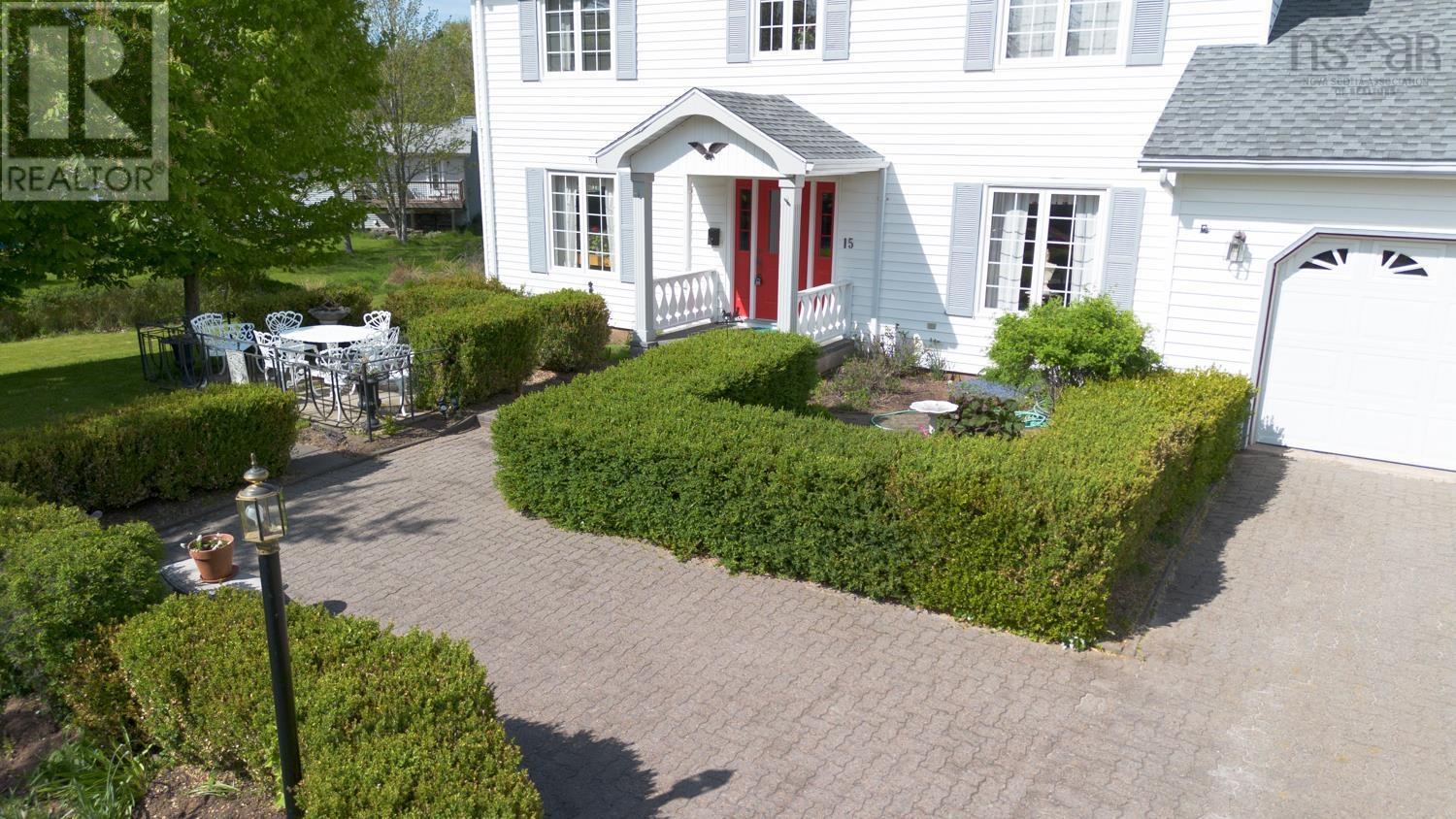 15 Clifton Court, Truro, Nova Scotia  B2N 6H8 - Photo 6 - 202505262