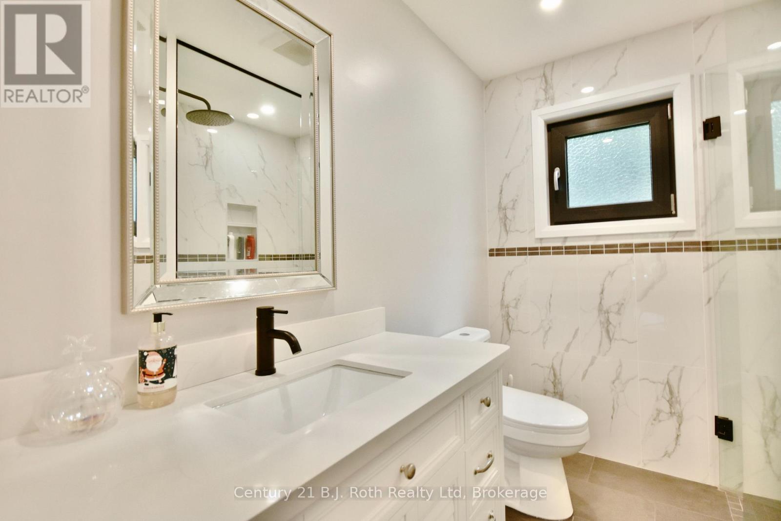 26 Glen Cedar Drive, Tiny, Ontario  L9M 0H8 - Photo 15 - S12030642