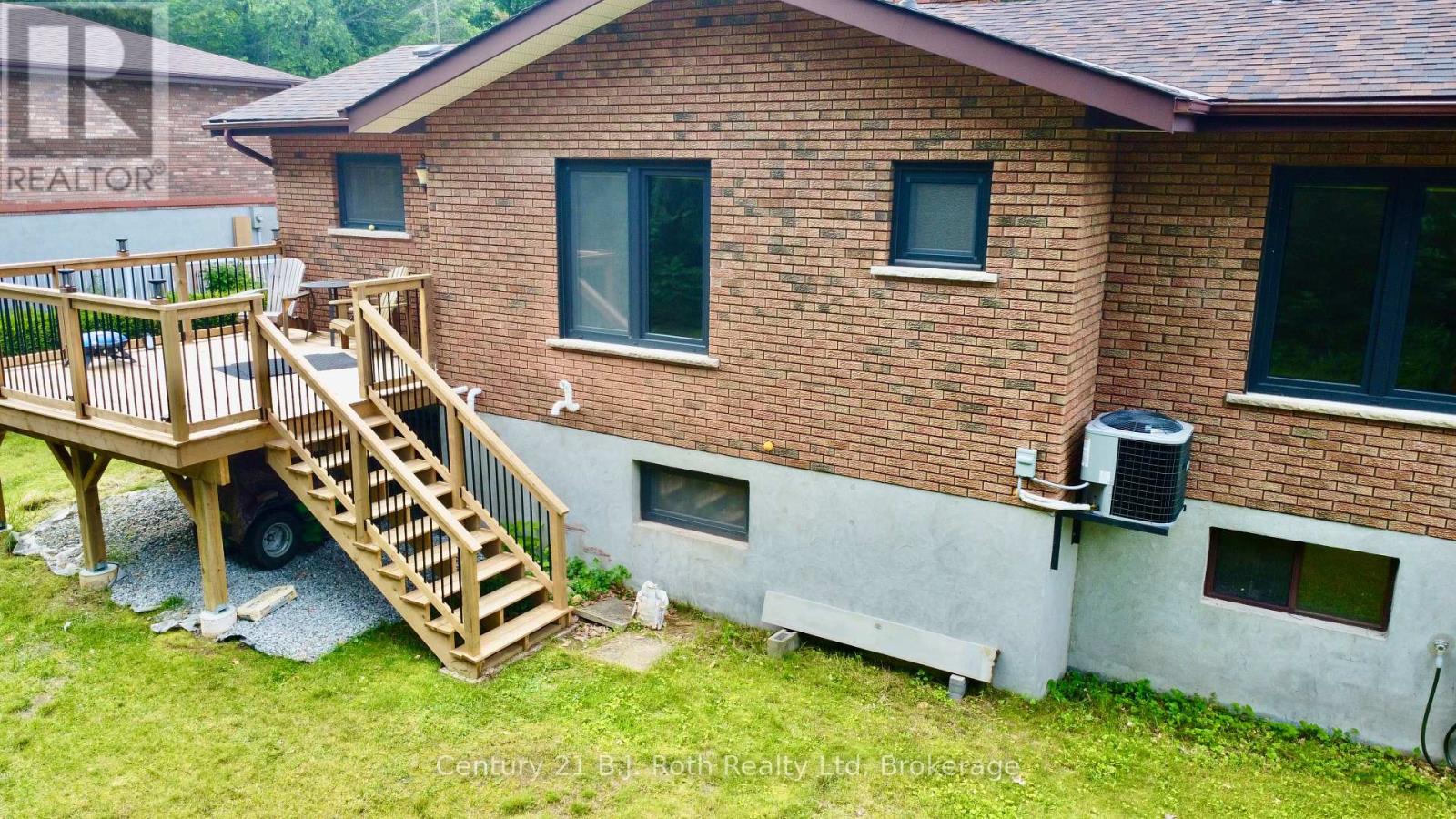 26 Glen Cedar Drive, Tiny, Ontario  L9M 0H8 - Photo 7 - S12030642