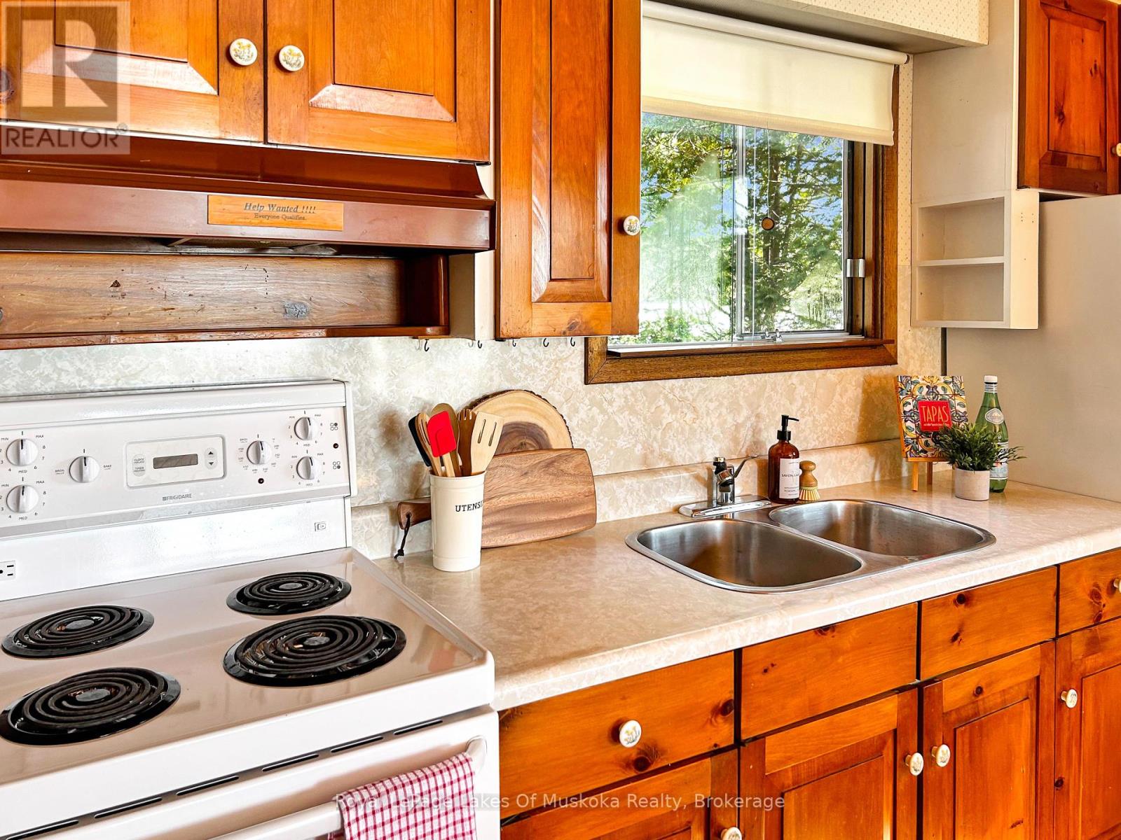 5 - 1188 Sandwood Road, Muskoka Lakes, Ontario  P0B 1M0 - Photo 9 - X12030677