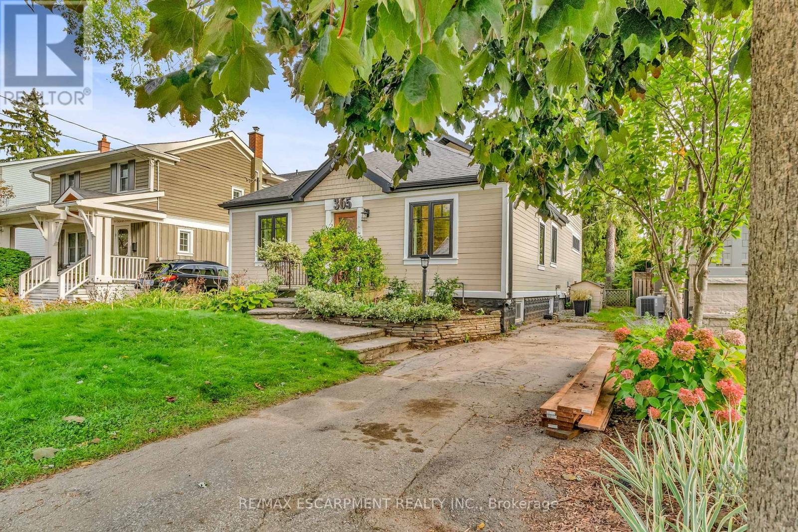 Property at 365 DELAWARE AVENUE image 2