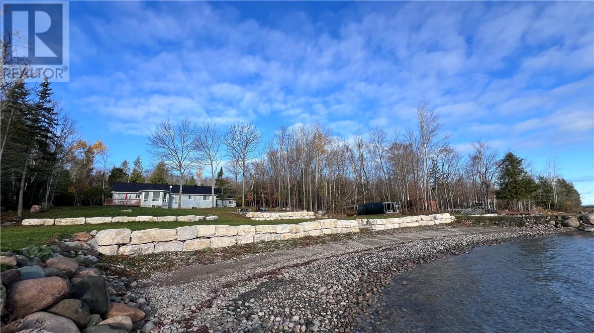 320 Maple Point Road, Kagawong, Ontario  P0P 1J0 - Photo 8 - 2121185
