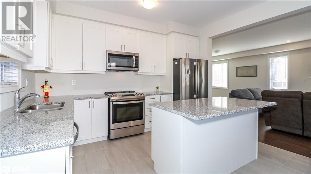14 Emerald Street, Wasaga Beach, Ontario  L9Z 0K8 - Photo 5 - 40707969