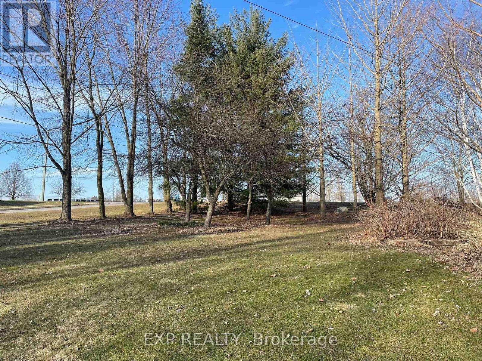 140 Queen Street, Middlesex Centre, Ontario  N0L 1R0 - Photo 3 - X12029825