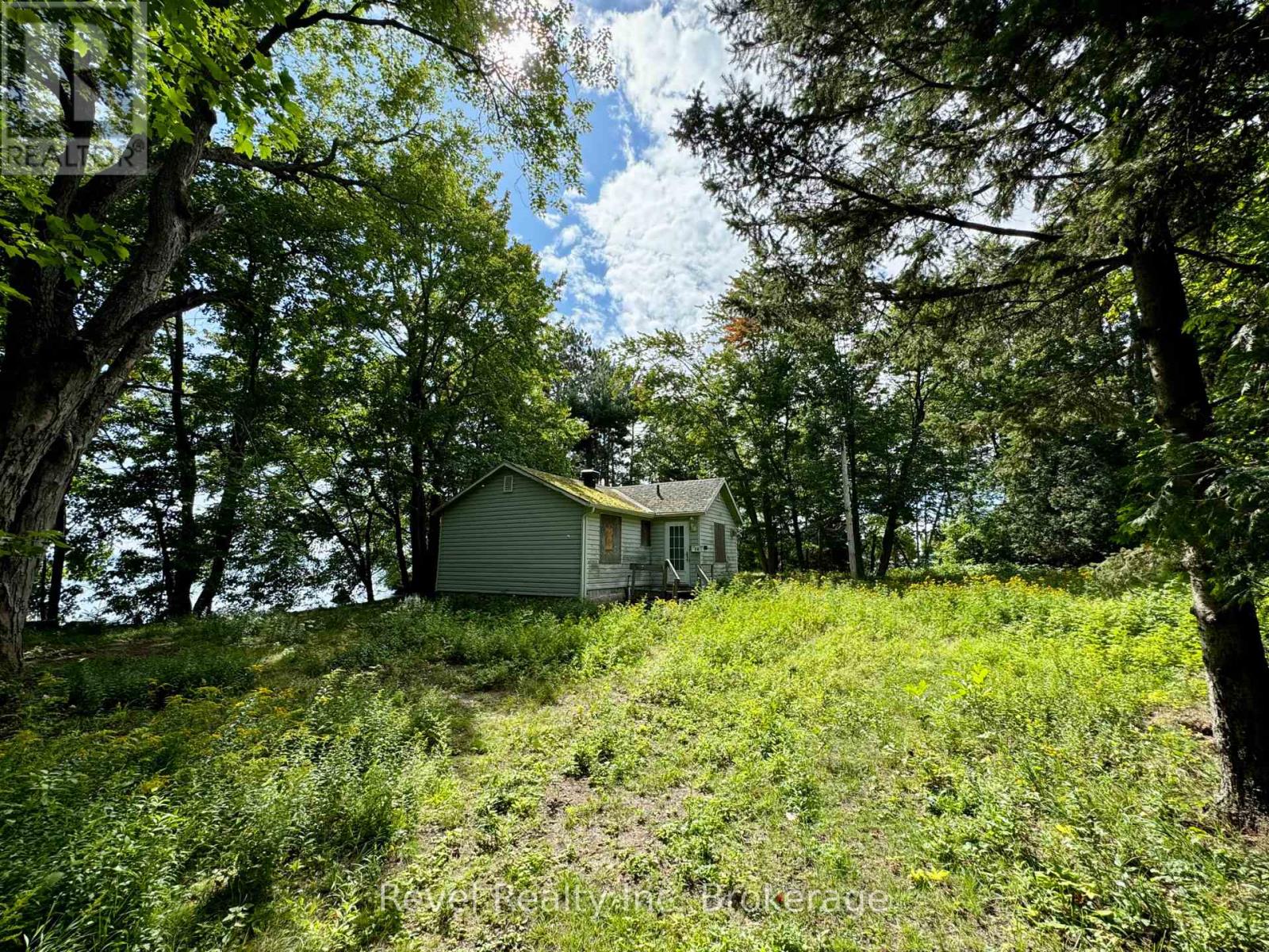 20 MOWAT CRESCENT, North Bay, Ontario