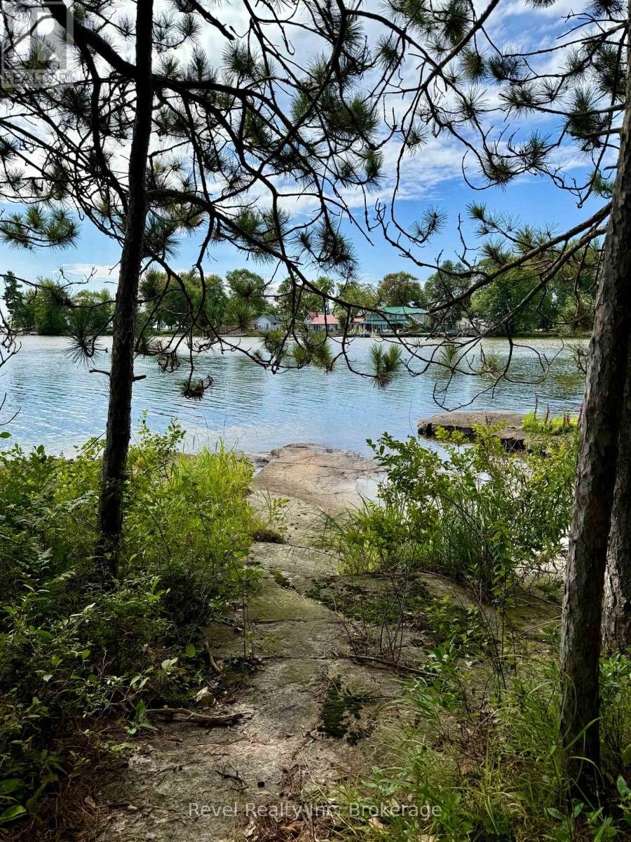 20 Mowat Crescent, North Bay, Ontario  P1A 1R5 - Photo 13 - X12030681