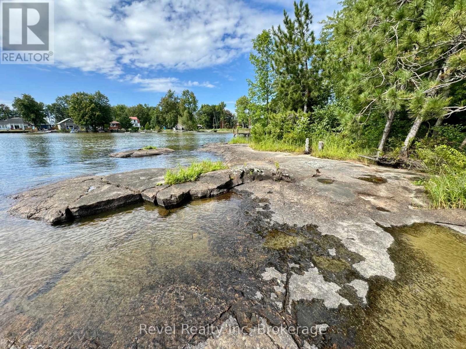 20 Mowat Crescent, North Bay, Ontario  P1A 1R5 - Photo 15 - X12030681