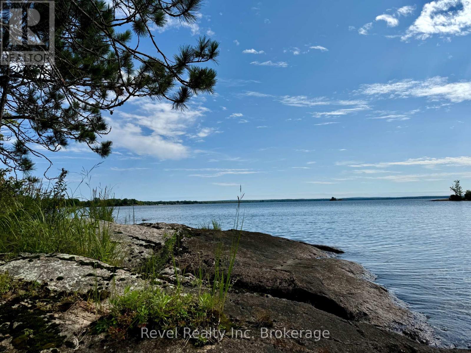 20 Mowat Crescent, North Bay, Ontario  P1A 1R5 - Photo 24 - X12030681