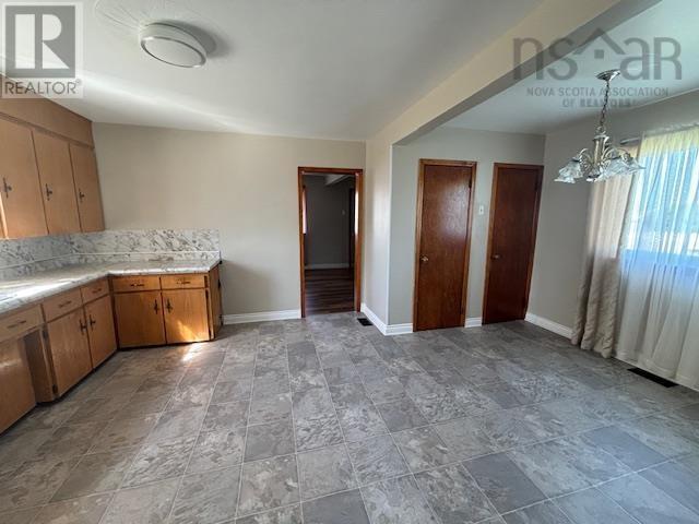 342 Twelfth Street, New Waterford, Nova Scotia  B1H 4A3 - Photo 4 - 202505352