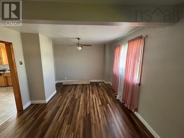 342 Twelfth Street, New Waterford, Nova Scotia  B1H 4A3 - Photo 8 - 202505352