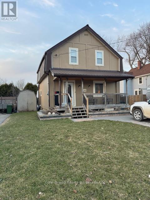 148 Borden Avenue