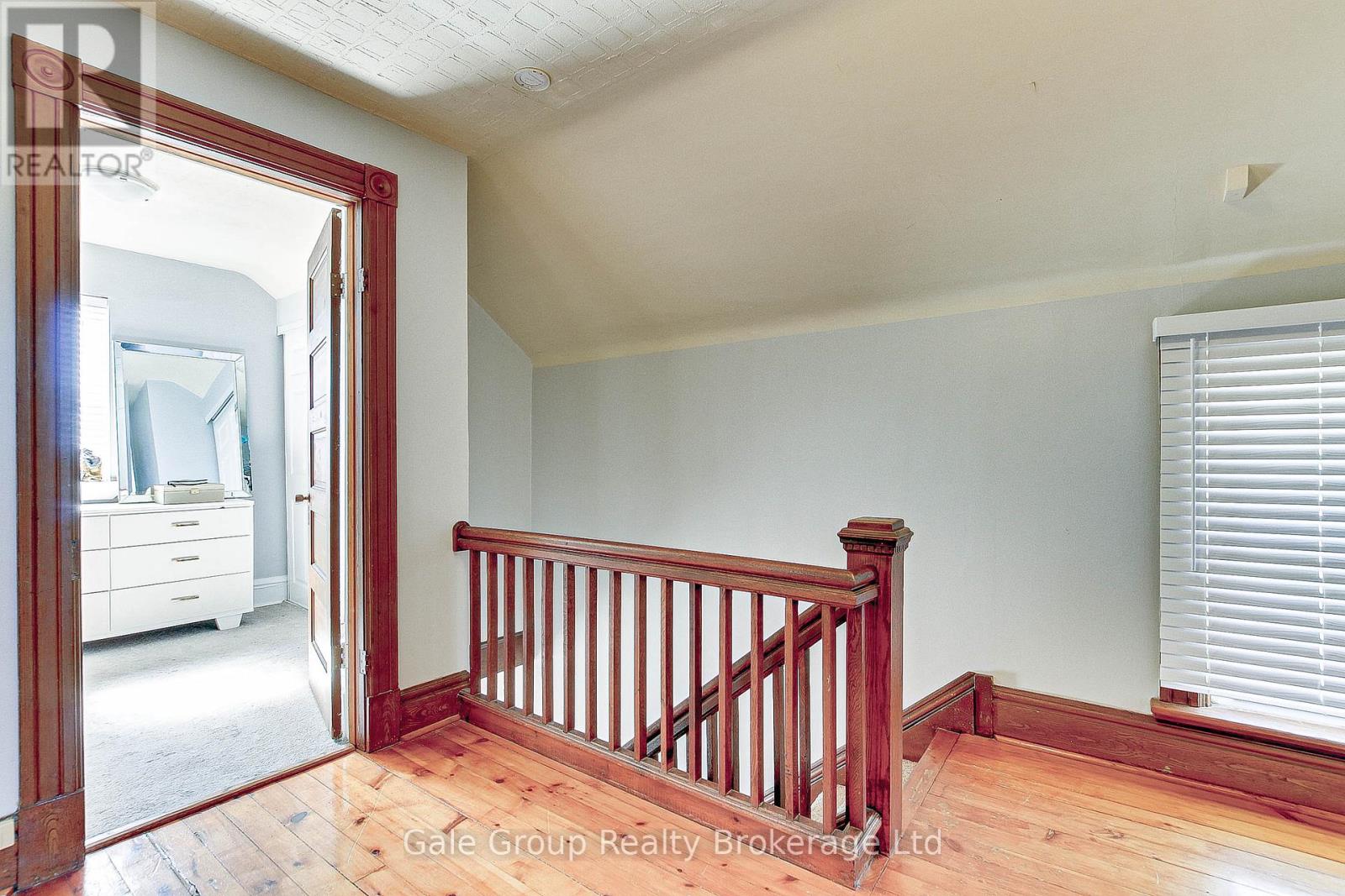 Photo 21 of 26 for 148 Borden Avenue