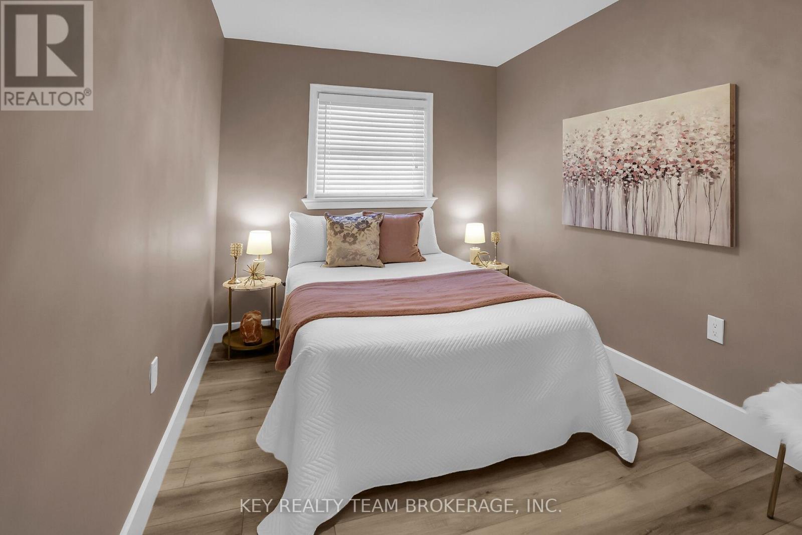 13 Marsdale Drive, St. Catharines (Glendale/glenridge), Ontario  L2T 3S1 - Photo 27 - X12030785