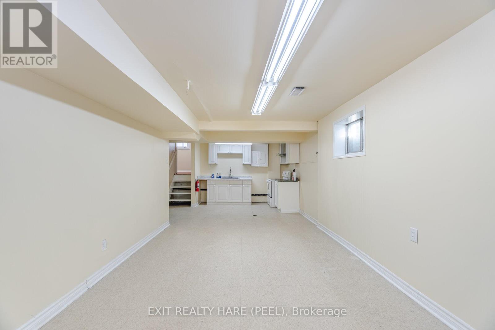 579 Hartfordshire Lane, Mississauga (Creditview), Ontario  L5B 2W9 - Photo 39 - W12027080