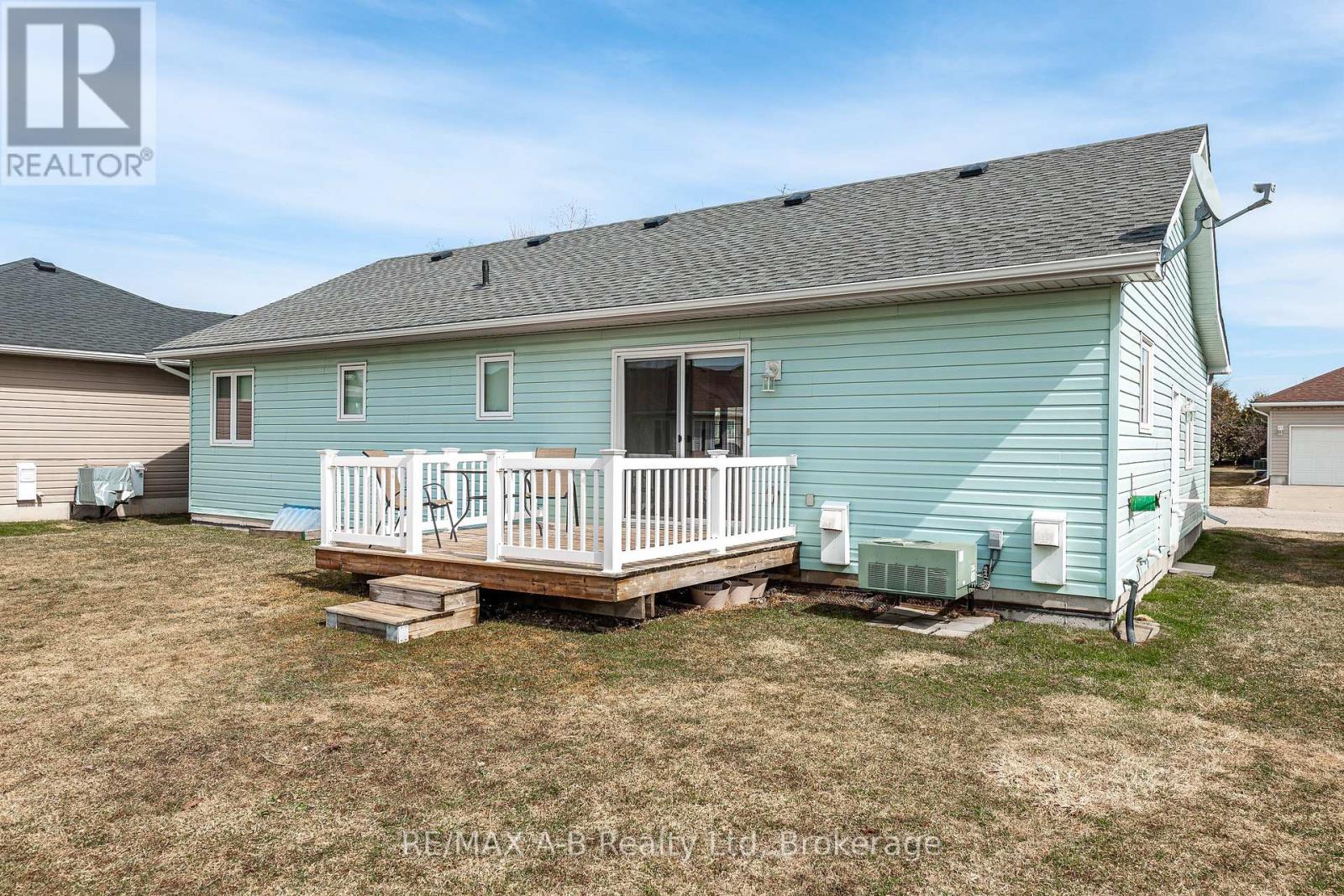 56 - 30 Ann Street, St. Marys, Ontario  N4X 1C8 - Photo 30 - X12030740