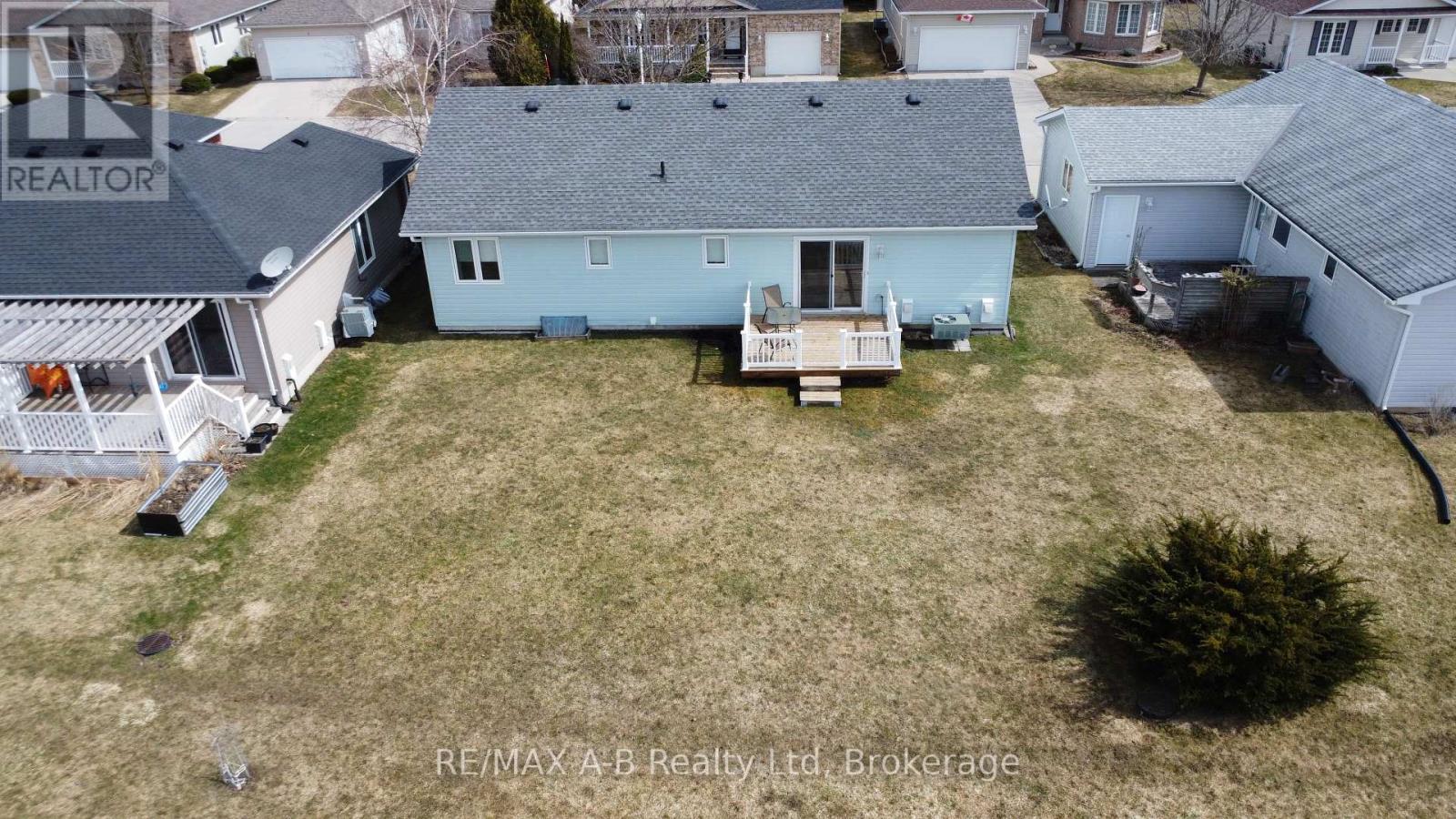 56 - 30 Ann Street, St. Marys, Ontario  N4X 1C8 - Photo 36 - X12030740