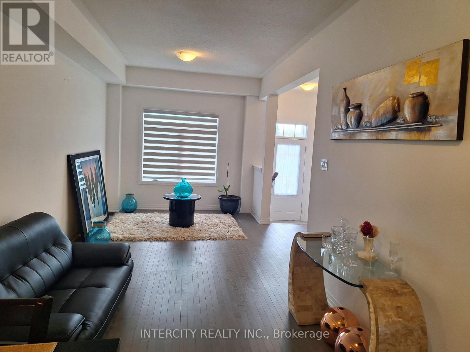 Property at 343 QUEBEC STREET image 4