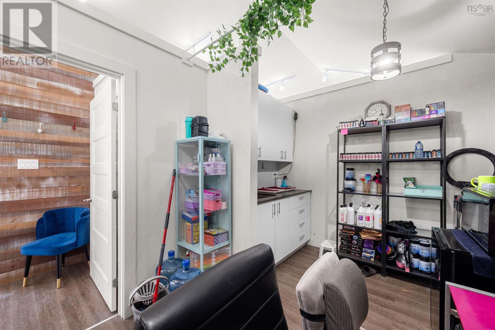 809 809 Bedford Highway, Bedford, Nova Scotia  B4A 1A4 - Photo 18 - 202505269