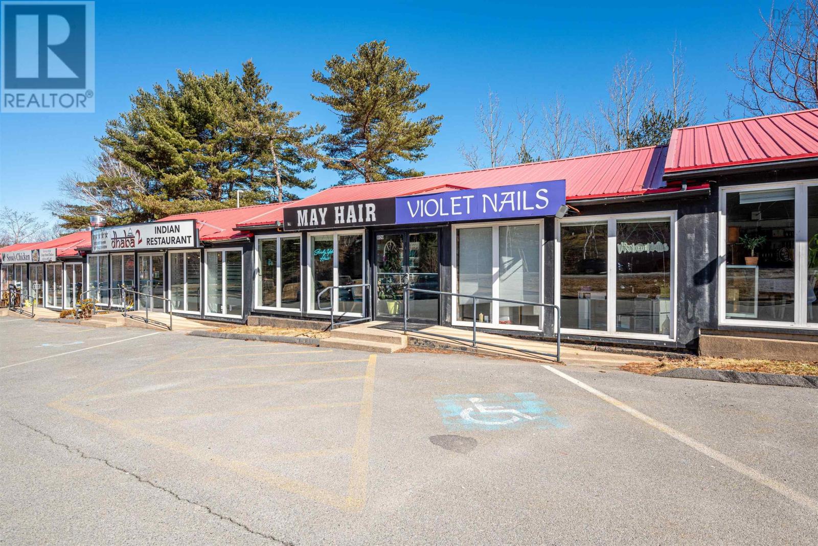 809 809 Bedford Highway, Bedford, Nova Scotia  B4A 1A4 - Photo 3 - 202505269