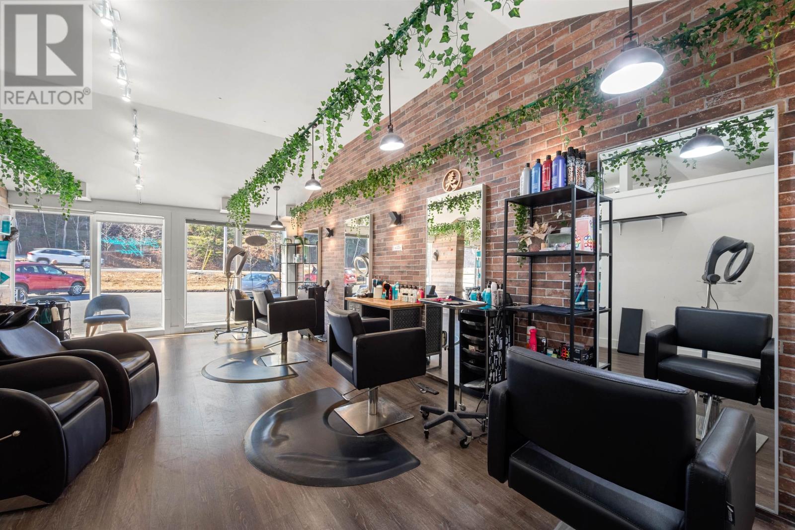 809 809 Bedford Highway, Bedford, Nova Scotia  B4A 1A4 - Photo 6 - 202505269