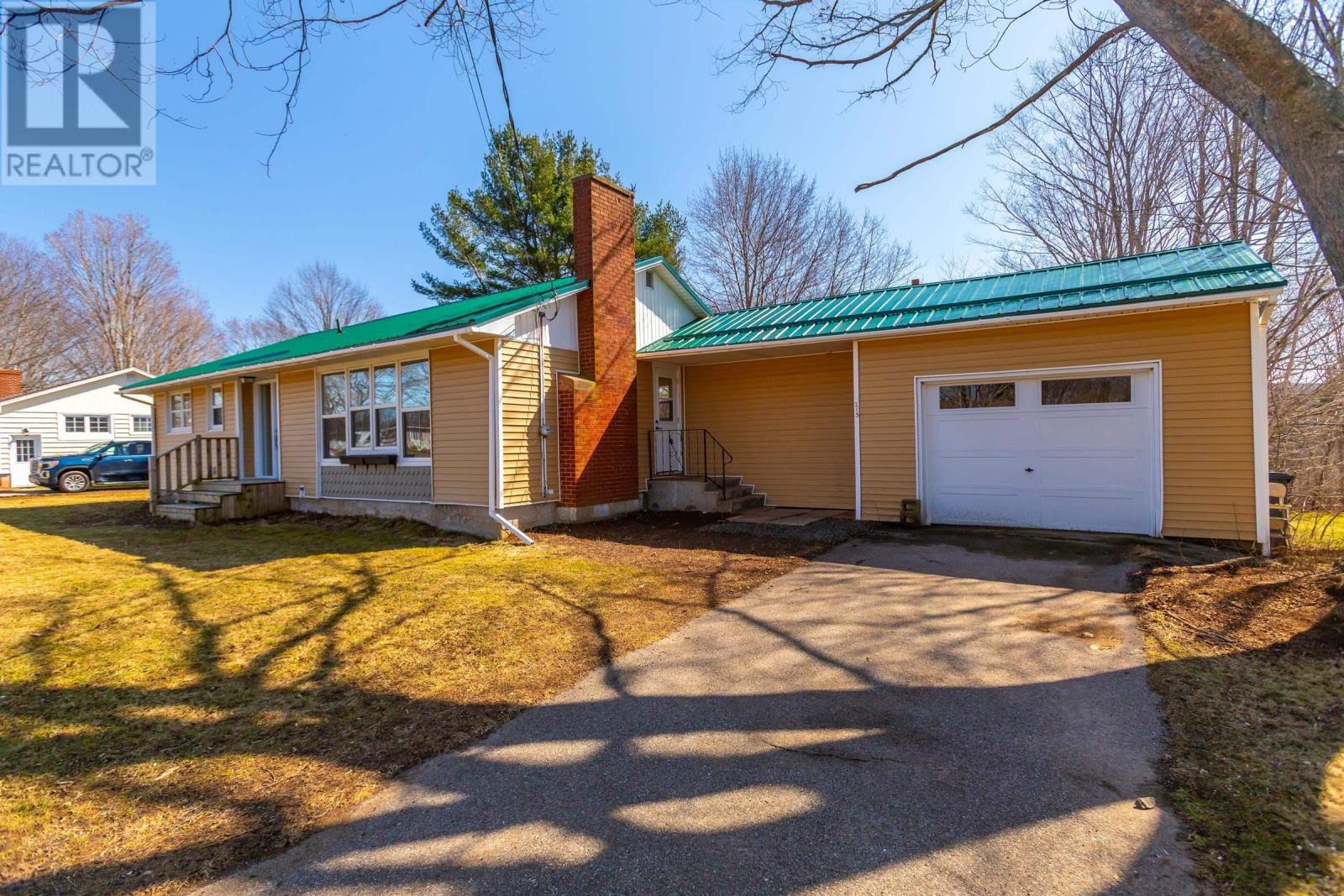 215 Centennial Drive, bridgetown, Nova Scotia