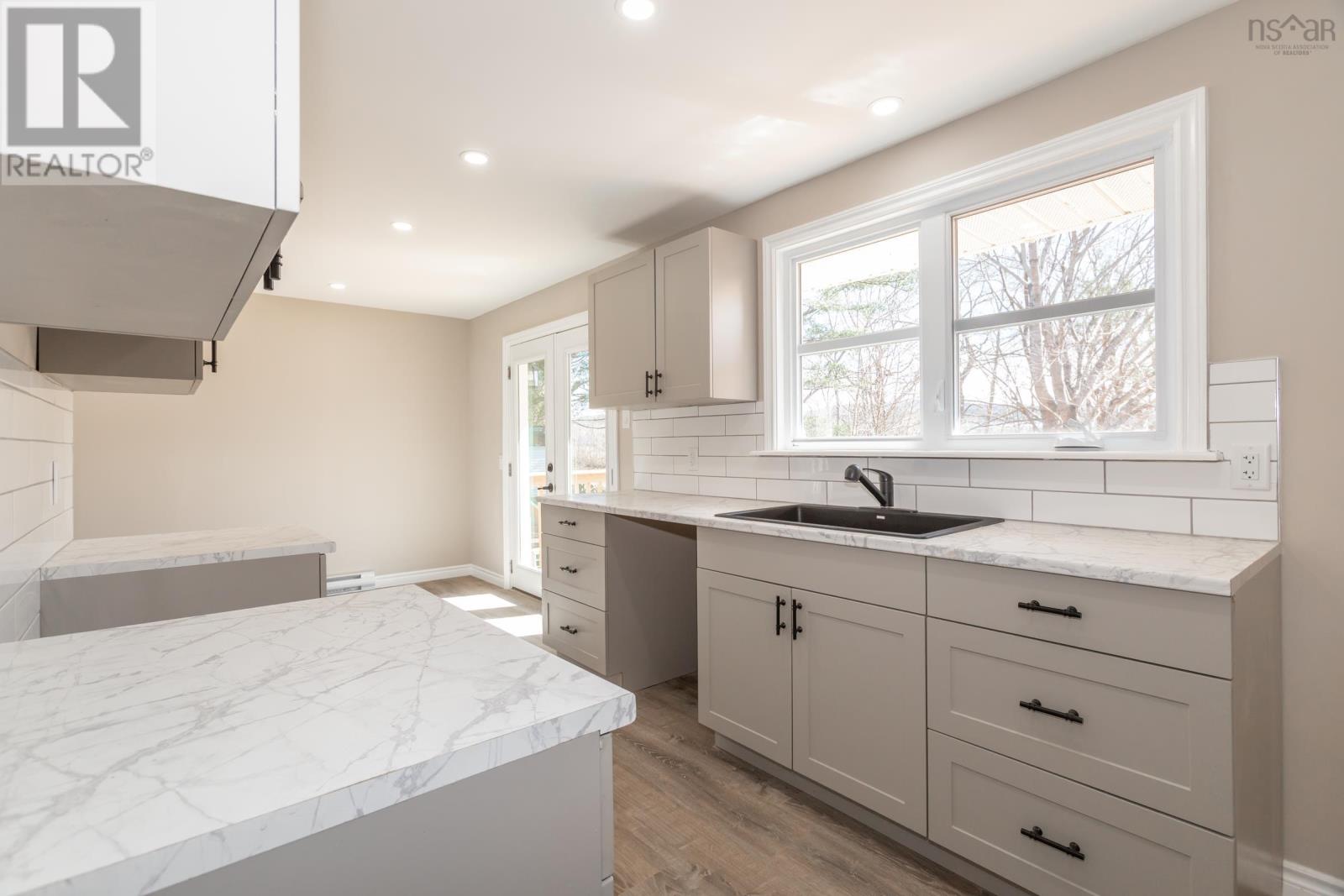 215 Centennial Drive, Bridgetown, Nova Scotia  B0S 1C0 - Photo 4 - 202505357