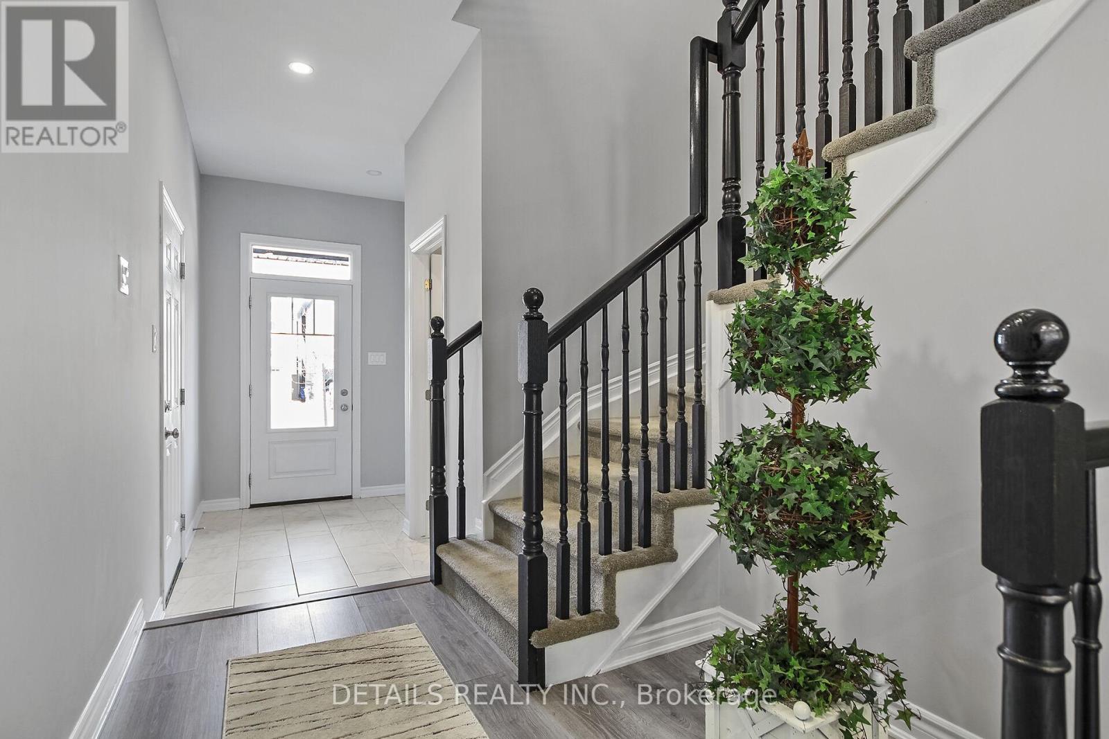 Property at 147 UNITY PLACE image 3