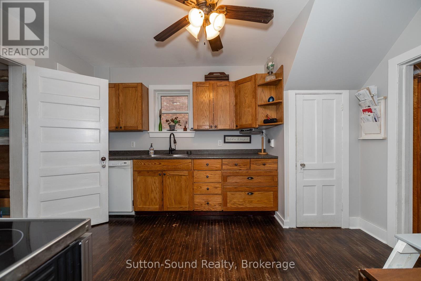 1204 3rd A Avenue W, Owen Sound, Ontario  N4K 4T7 - Photo 10 - X12030806